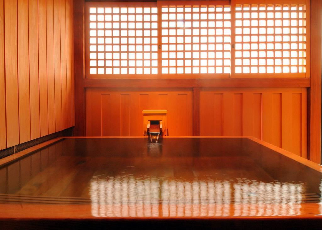 Hotel Hakone Tokinoshizuku Zewnętrze zdjęcie A traditional Japanese onsen