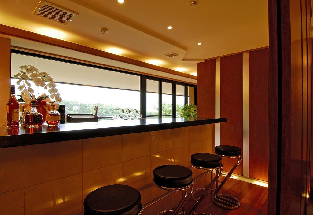 Hotel Hakone Tokinoshizuku Zewnętrze zdjęcie A bar at a hotel