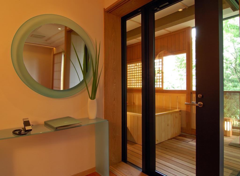 Hotel Hakone Tokinoshizuku Zewnętrze zdjęcie A modern onsen
