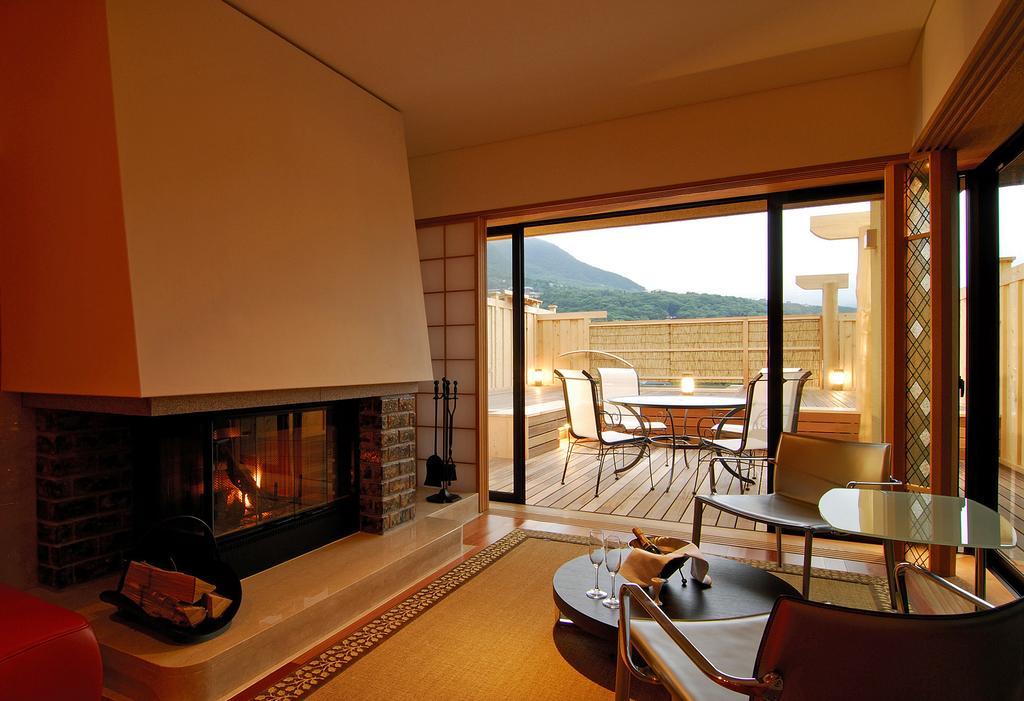 Hotel Hakone Tokinoshizuku Pokój zdjęcie A suite at the Hoshinoya Kyoto